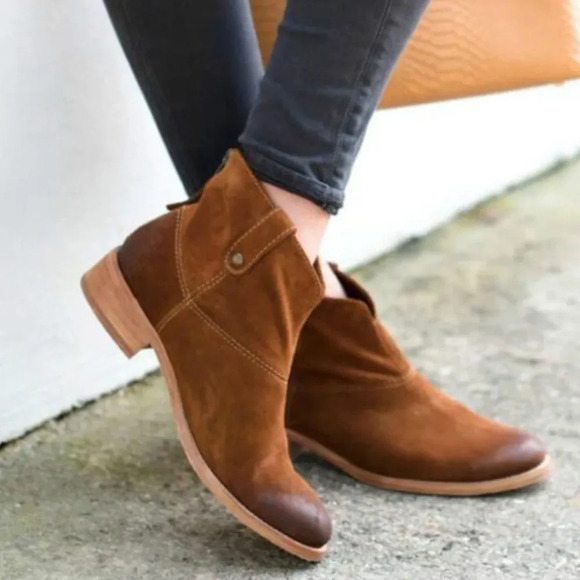 Johnston & Murphy Stephanie Stitched Bootie - Picture 2 of 14